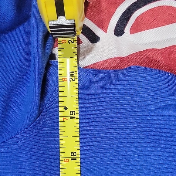 AUTHENTIC WEDDING CAKE TSHIRT. NWOT - Picture 11 of 13